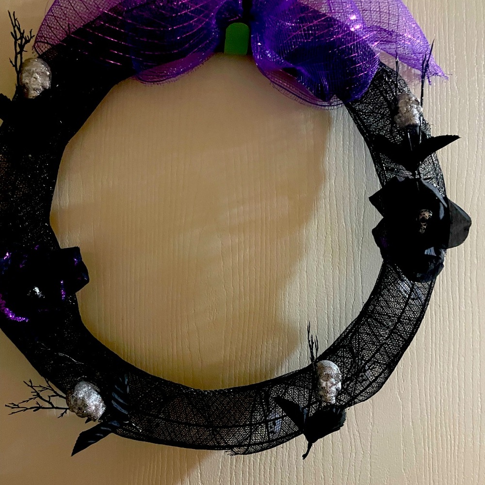 Chic Black and Purple Holiday Wreath